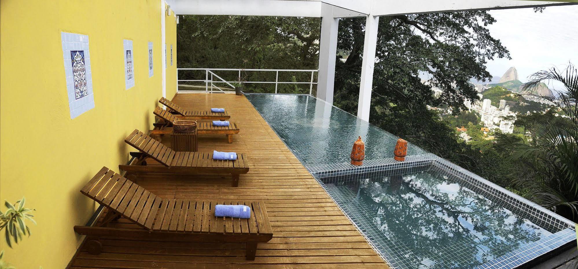 Guest house Altos De Santa Teresa 2*